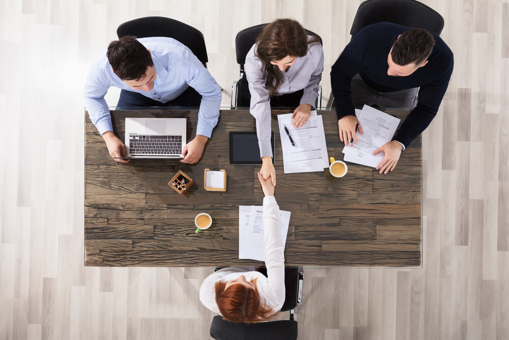 How Technology Makes a Difference in Recruiting And Retaining Employees